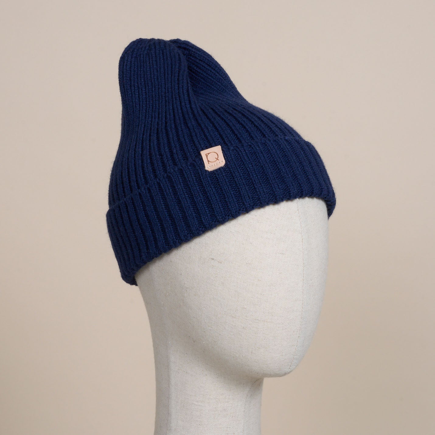 ウール混ニットキャップ帽(WITH DOG)