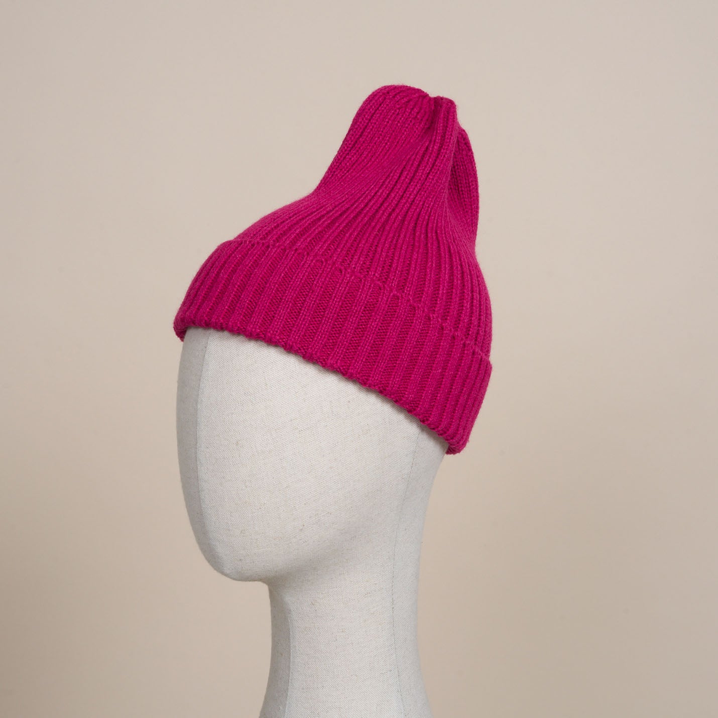 ウール混ニットキャップ帽(WITH DOG)